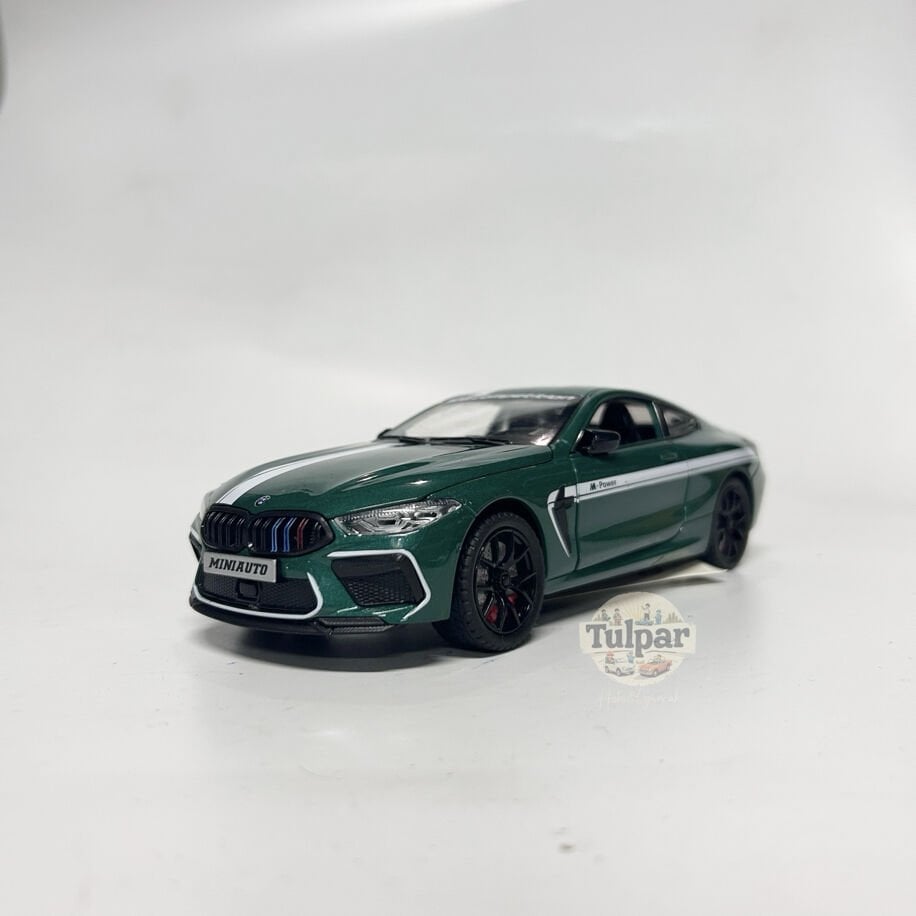 Mini Auto Bmw M8