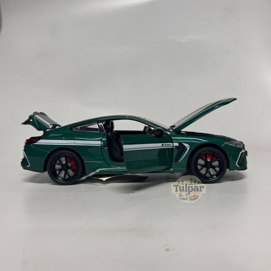 Mini Auto Bmw M8