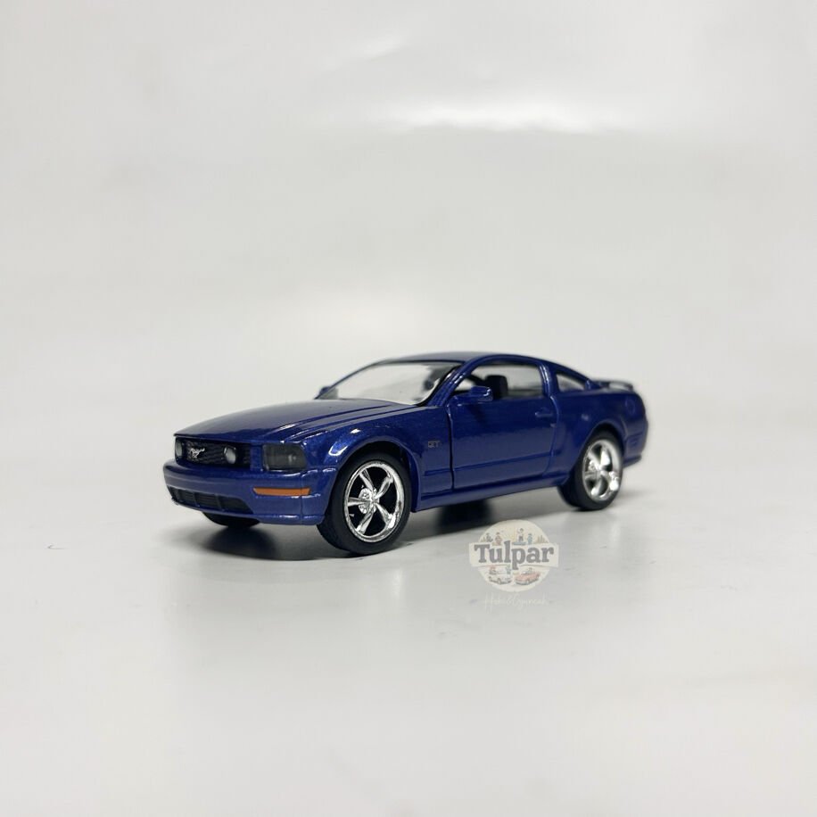 Kinsmart Ford Mustang GT 2006