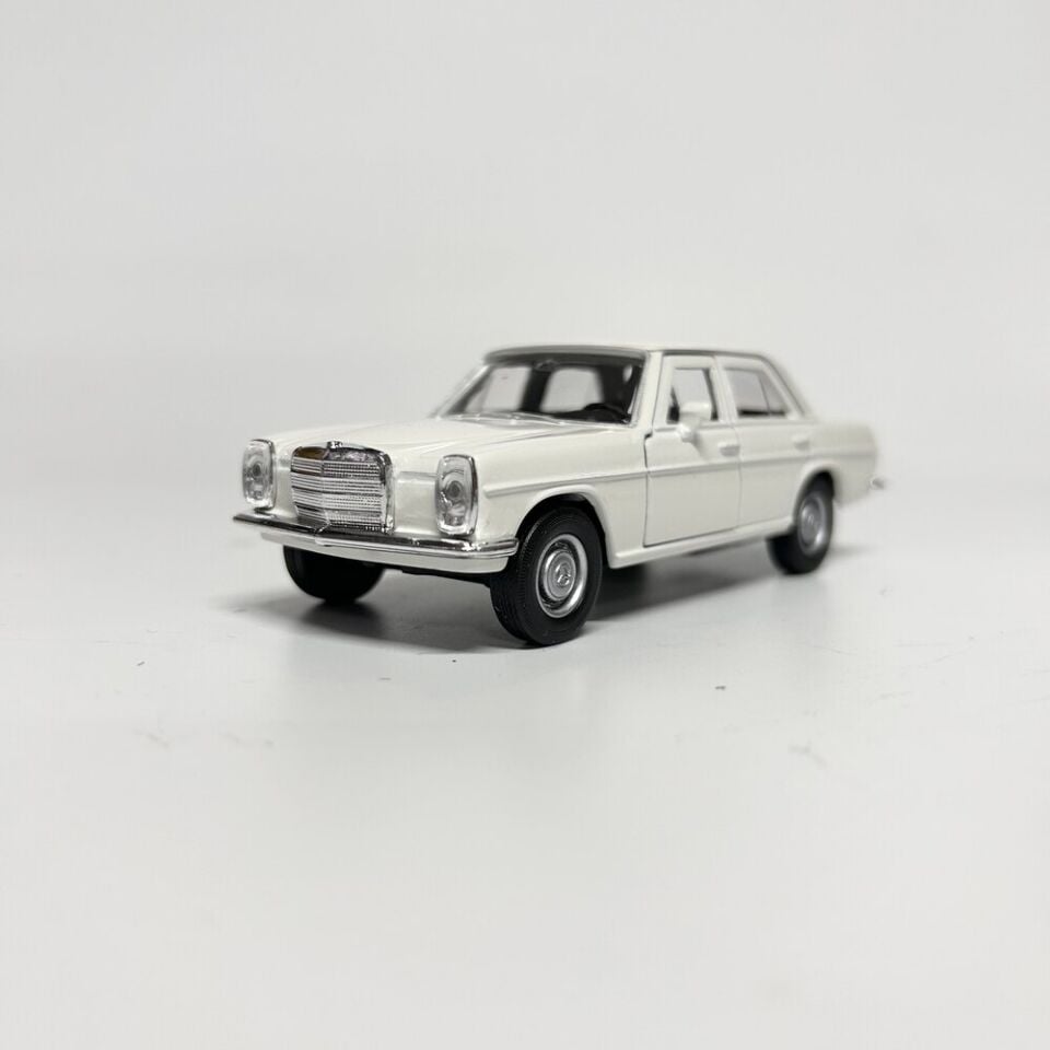 Welly Mercedes Benz 220