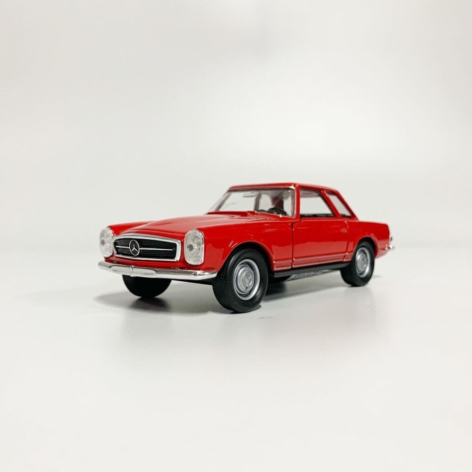 Welly Mercedes Benz 230SL