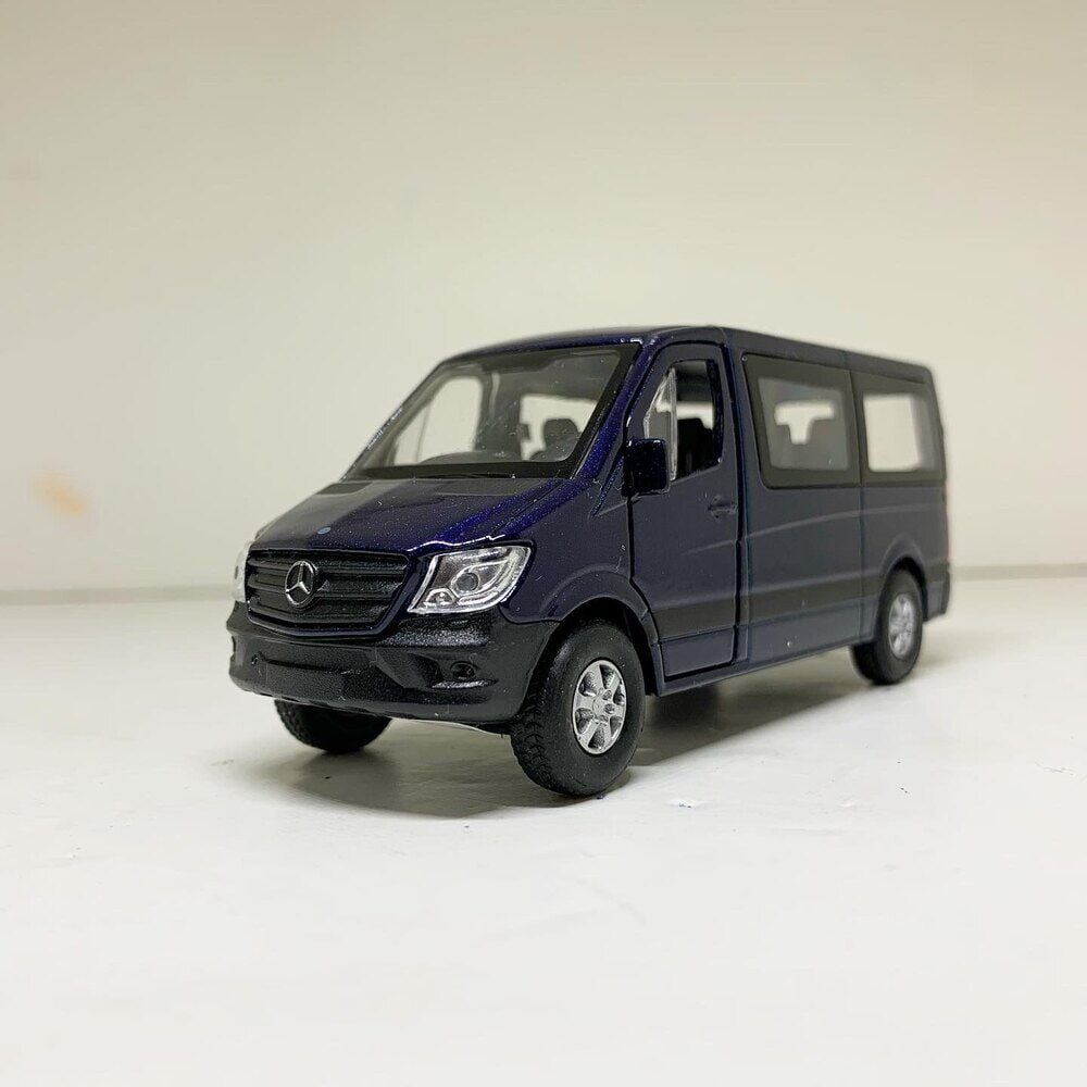 Welly Mercedes Benz Sprinter Camlivan