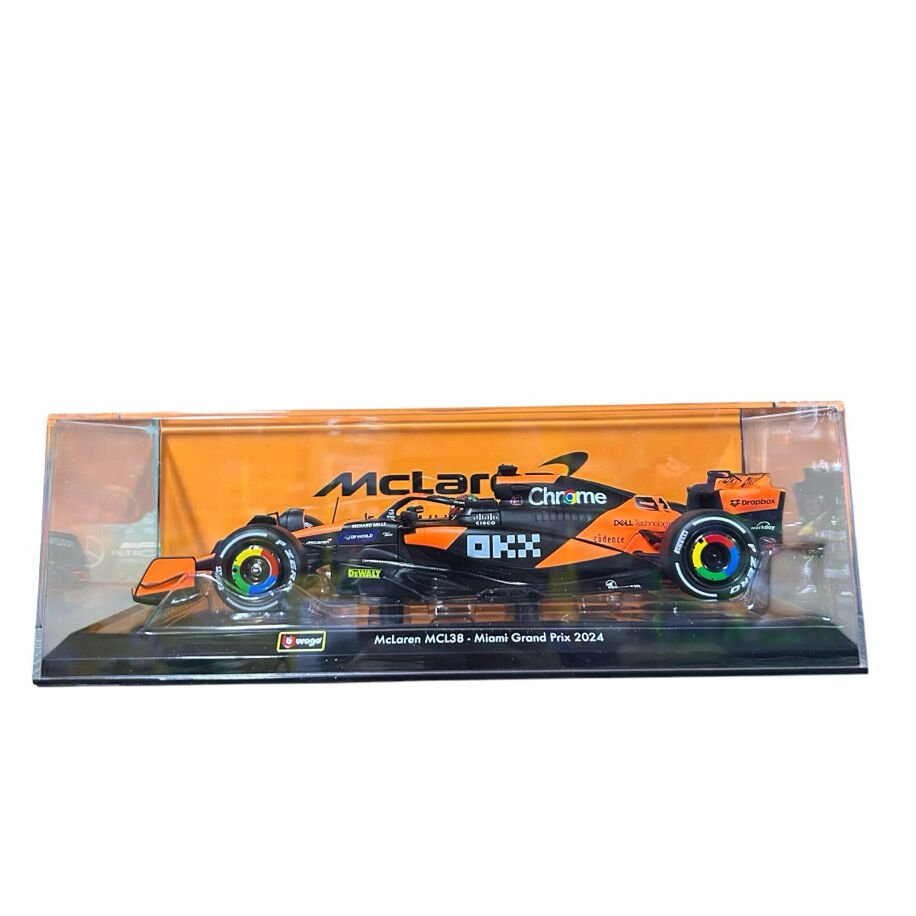 Burago Mclaren MCL38 #4 Lando Norris