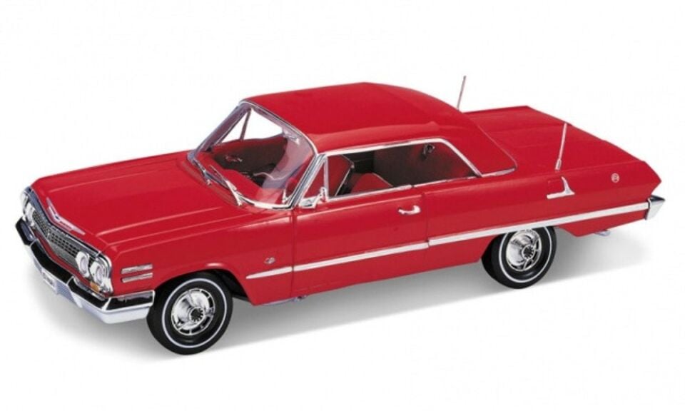 Welly 1/18 Chevrolet Impala 1963